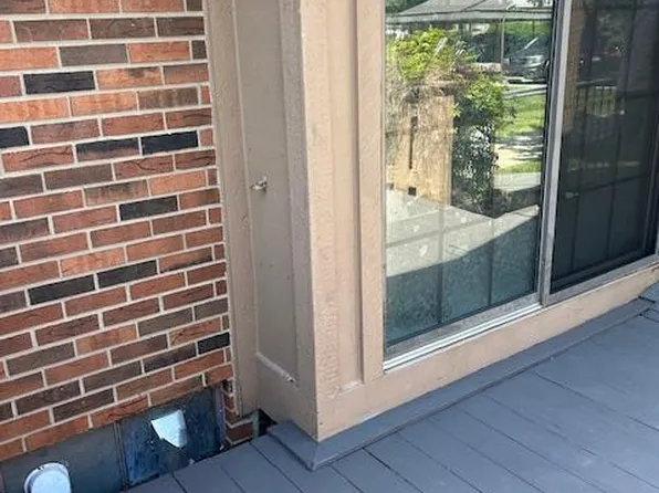 2011 Vine Way Dr APT 64, Canton, MI 48188