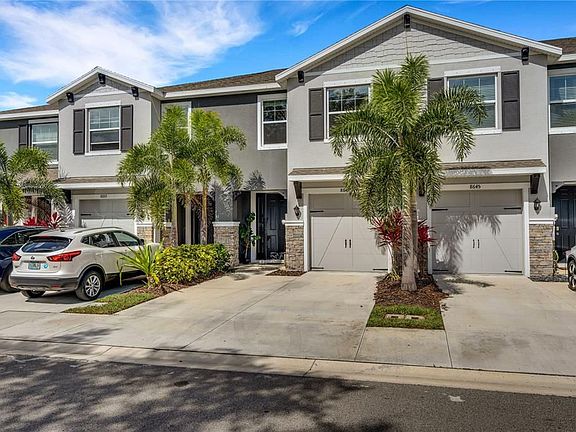 2nd image of 8649 Daydream St
