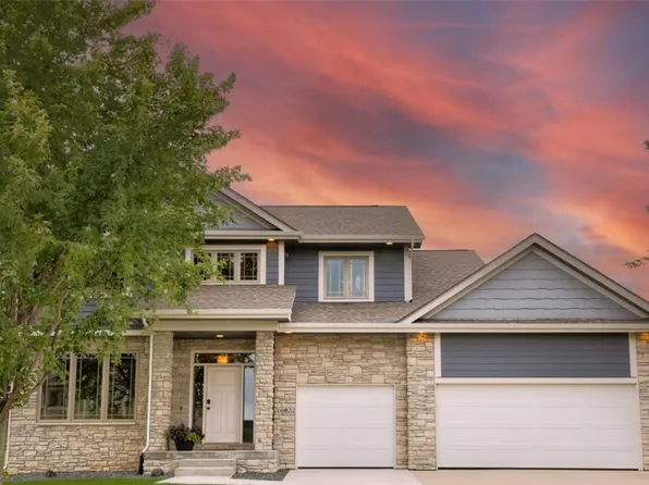 16832 Verona Hills Dr, Clive, IA 50325