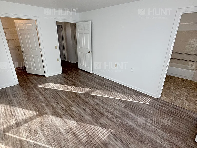 20B Scott Cir — Photo 7