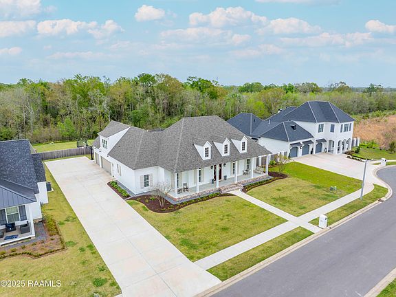2nd image of 709 Gunter Grass Ct