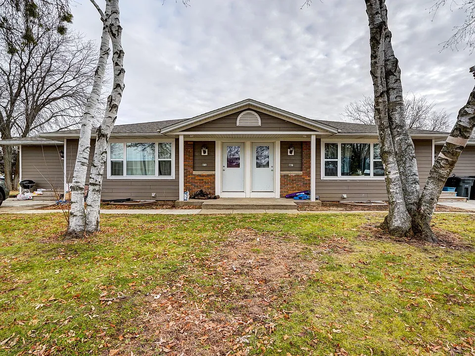 647 N Walton Dr