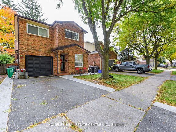 3rd image of 20 Oleander Cres