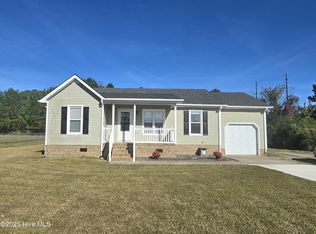 1304 Stacie Dr, Elizabeth City, NC 27909