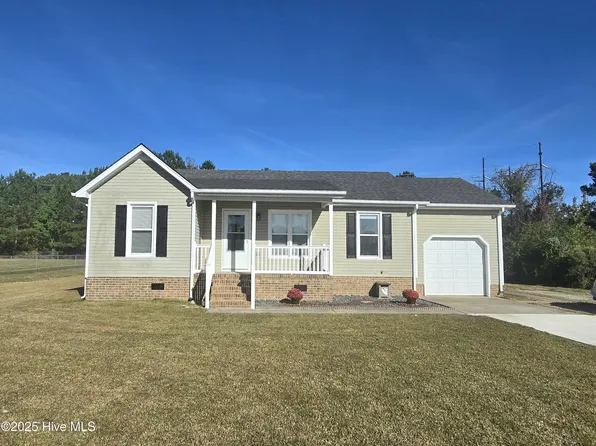 1304 Stacie Drive, Elizabeth City, NC 27909