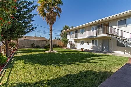 1st image of 221 Sunset Dr APT 5