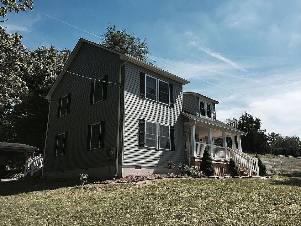2nd image of 1009 Thomas Run Rd