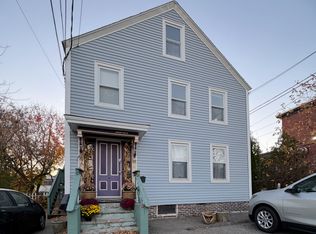 7 Central St APT 3, Derry, NH 03038