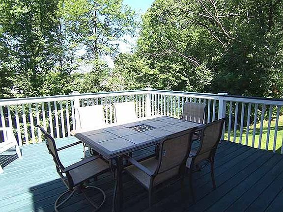 Private Deck