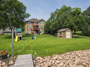 2648 Shannon Ln, Mound, MN 55364
