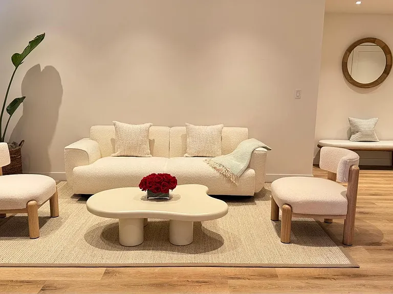 1744 Butler Ave #205 — Photo 31