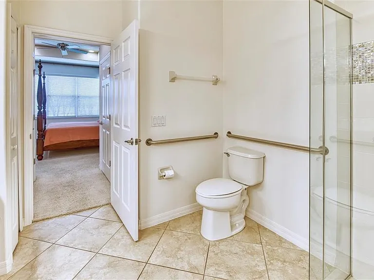 2310 Palm Tree Dr — Photo 39