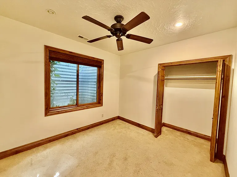 6819 S Greenfield Way — Photo 11