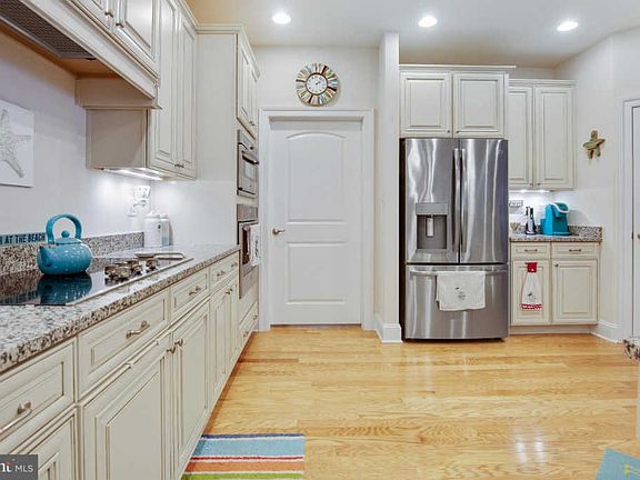 5th image of 36224 Waterleaf Way