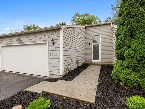 8632 Braewood Dr, Baldwinsville, NY 13027