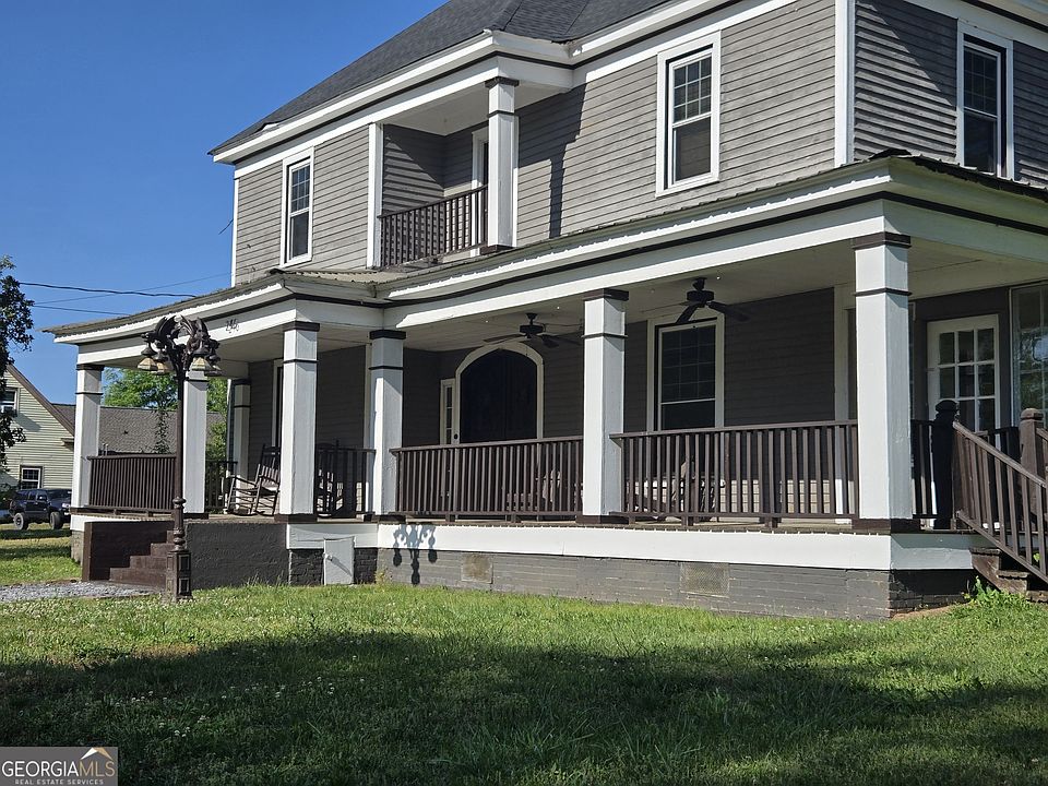 1st image of 246 Newnan St