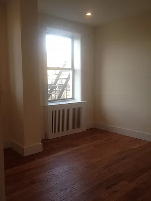 Rented by Bohemia Realty Group | media 8