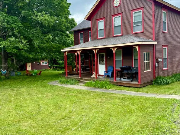 66 Bloomingdale Ave, Saranac Lake, NY 12983