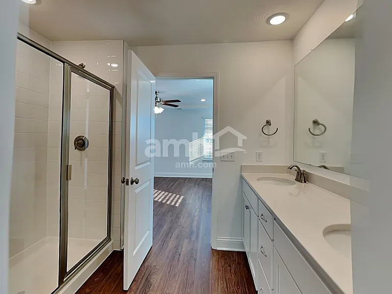 8331 Merlin Dr — Photo 13