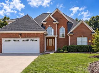 2146 Pinefield Ct, Gastonia, NC 28056