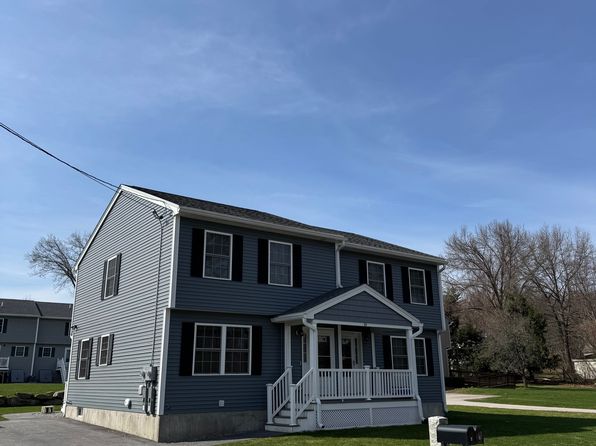 84 Violet St #A, Manchester, NH 03102