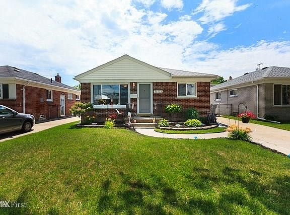 2nd image of 23052 Doremus St