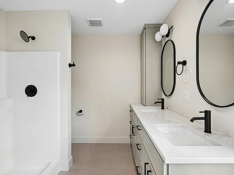 1883 Starlight Dr NW — Photo 15