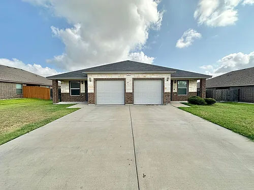 4507 Skyflower Ln Photo 1