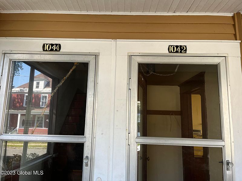 3rd image of 1042 Bridge Street