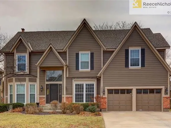 10905 W 128th Ter, Overland Park, KS 66213