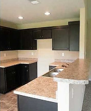 2nd image of 1238 Chestnut Dr