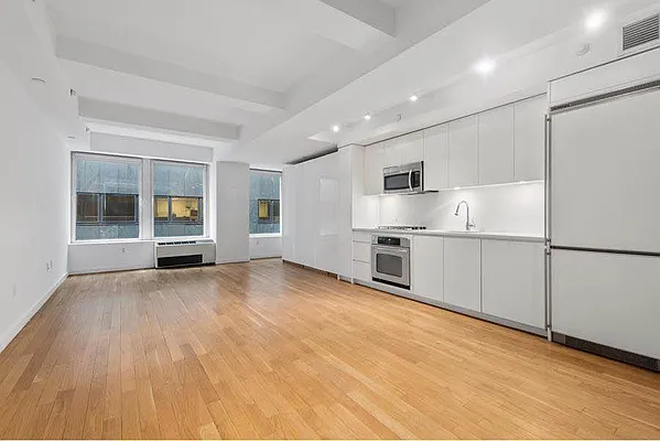 Sold by Douglas Elliman | media 10