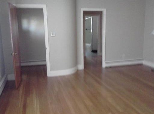 5th image of 151 Center St