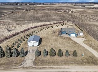 17515 Wolf Creek Rd NW, Evansville, MN 56326
