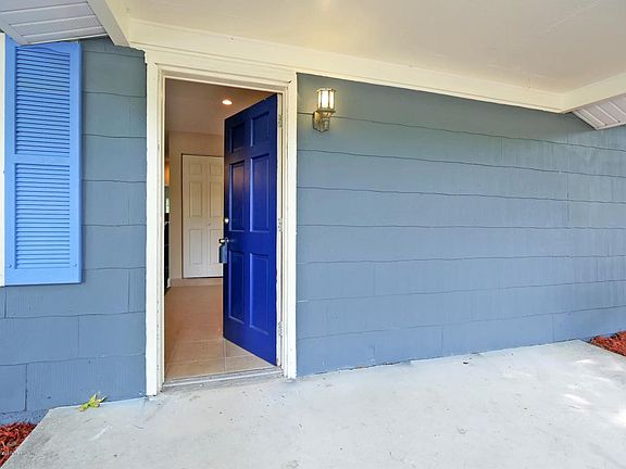 Large Covered Porch