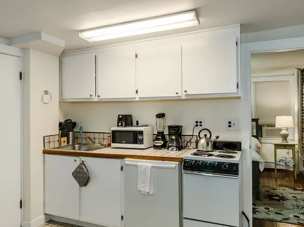 72 Revere St, Boston, MA