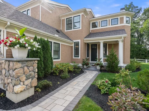 19 Gershon Way #19, Winchester, MA 01890