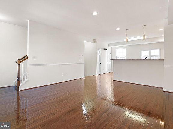 4th image of 1222 McCoy Way