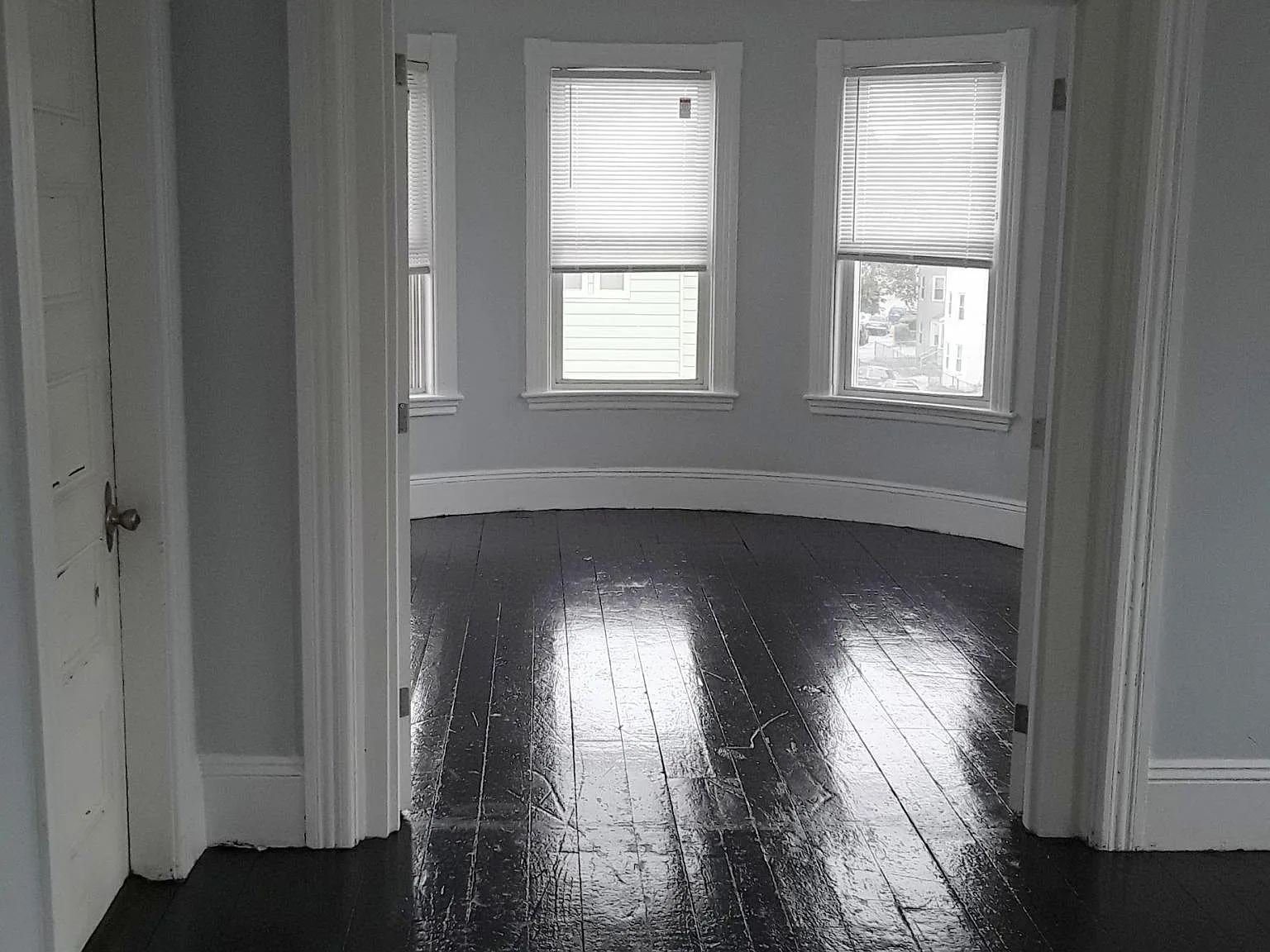 4 bed, 1600 sqft, $2,350 — Photo 1