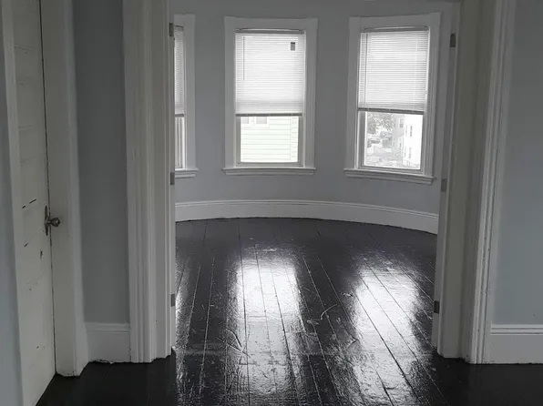3-107-109 Endicott St #3, Worcester, MA 01610
