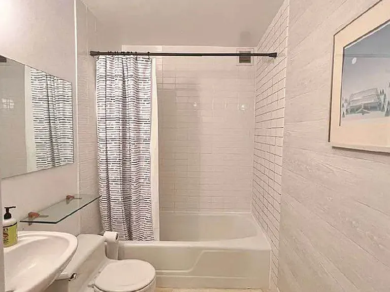 275 Greenwich St #5P — Photo 7