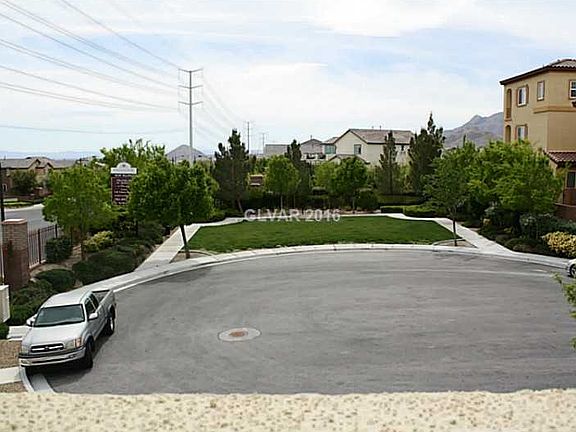 4th image of 10704 Lenore Park Ct