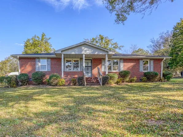 1130 Cooper Bridge Rd, Woodruff, SC 29388