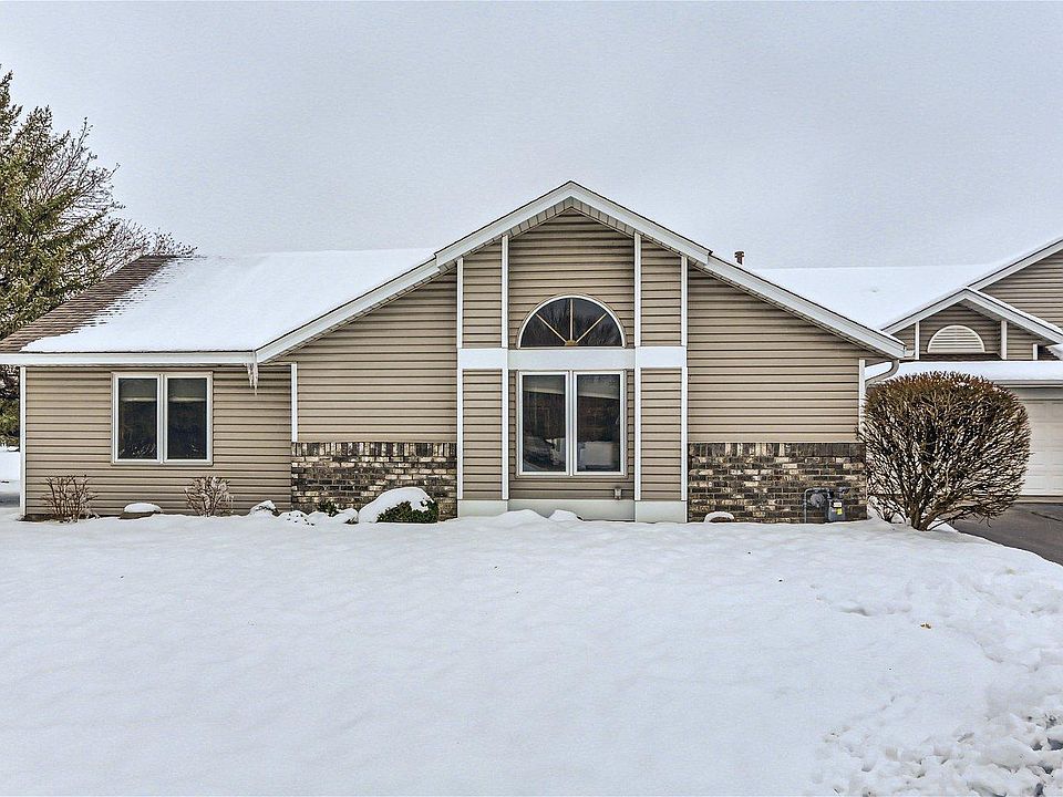 1st image of 9208 Windsor Ln N