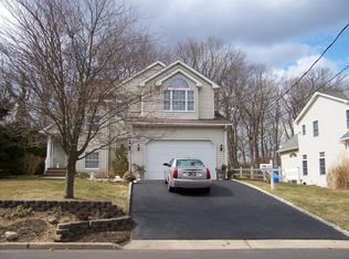 539 Old Mill Rd, Spring Lake, NJ 07762