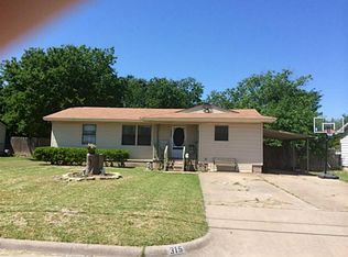 315 Coleman St, Waxahachie, TX 75165