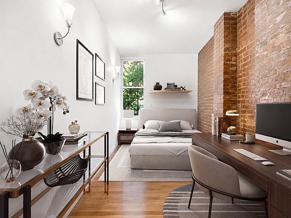 3rd image of 112 W 15th St #1F