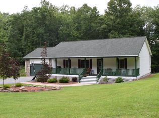 218 Joe Cooper Farm Rd, White Oak, WV 25989