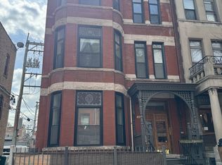 419 W Belden Ave #G, Chicago, IL 60614