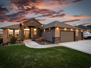 2974 Sunshine Ridge Rd, Richland, WA 99352